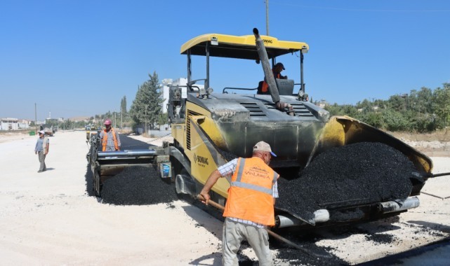 Şanlıurfa büyükşehir belediyesi'nden asfalt atağı (video)