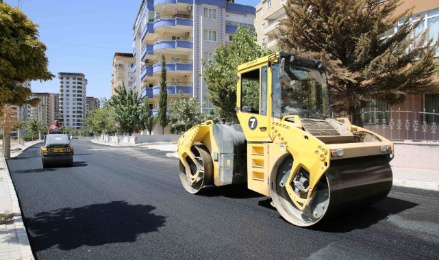 Şenevler’de asfalt yollar yenileniyor (video)