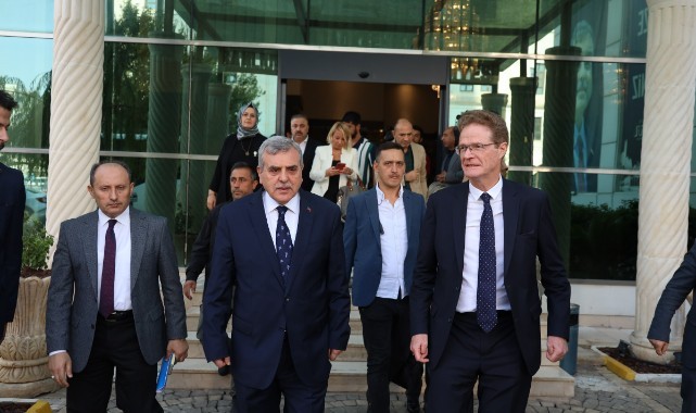 AB Türkiye delegasyonu başkanı Landrut’tan Beyazgül'e ziyaret (video)