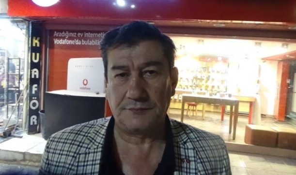 Bayrağı sevmeyen bu ülkede kalmasın, (video)