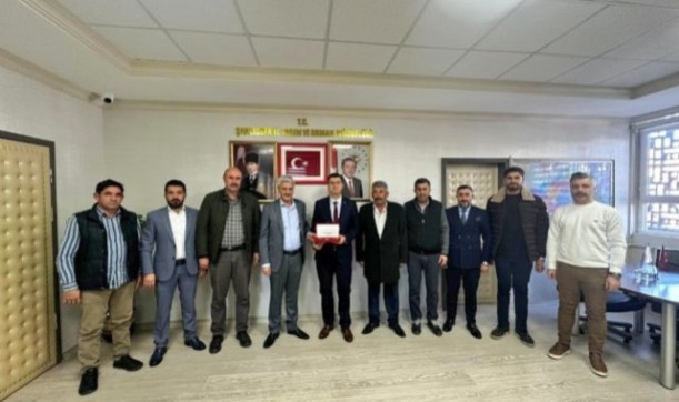 Şanlıurfa'da sertfikalı tohum üretimi yapan yetkilendirilmiş kuruluş temsilcilerinden Aksoy'a ziyaret