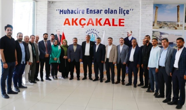 Ak Parti teşkilatından Ayhan’a hayırlı olsun ziyareti (Video)