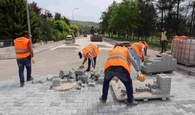 Karaköprü’de üstyapı çalışmaları sürüyor (Video)