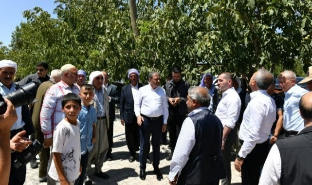 Vali Şıldak, kazada ölenlerin taziyelerine katıldı.
