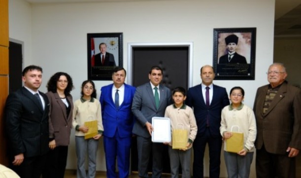 Öğrencilerden Birecik Kaymakamı Mustafa GÜRBÜZ'e ziyaret