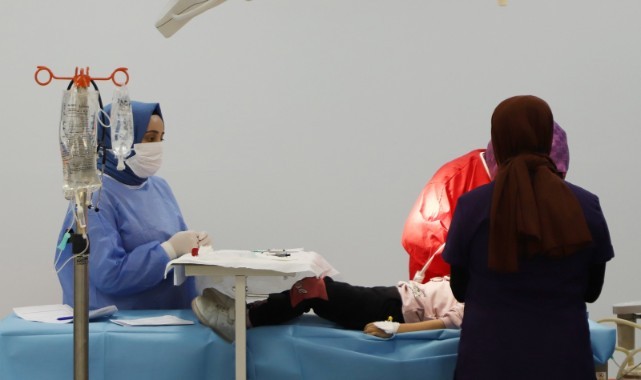 Adana’dan gelen hastanın yakınları memnuniyetini dile getirdi (video)