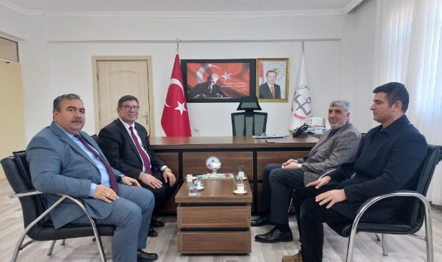 İl Müftüsü Ramazan Tolan ve Eğitimci Muharrem Çelik'ten Hilvan'da Gençlere Değerler Eğitimi