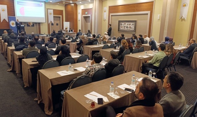 Şanlıurfa'da aşı farkındalığı için çocuk hekimleri bir araya geldi