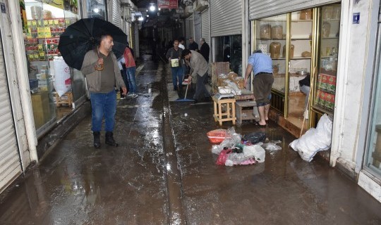 Şanlıurfa ve Diyarbakır'da Sel Uyarısı! Bu İlçelerde Yarın Dışarı Çıkmayın