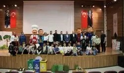 Tiyatro Perdesi İsrafla Mücadele İçin Açıldı!