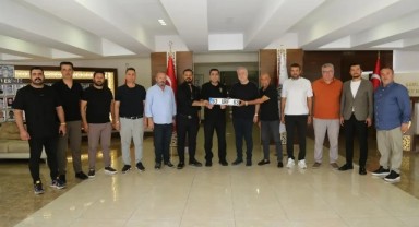 Şanlıurfaspor Yönetiminden İl Emniyet Müdürü Atilla Aksoy’a Ziyaret