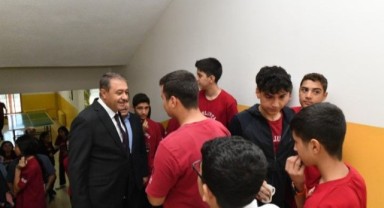 Vali Şıldak Şanlıurfa Gençleriyle Bir Araya Gelerek İlham Verdi