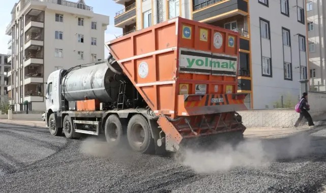 Karaköprü Belediyesi Batıkent’te Yol Çalışmalarına Hız Verdi!
