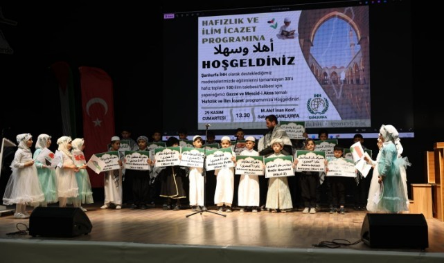 Şanlıurfa’da 100 muhacir öğrenciye icazet verildi.