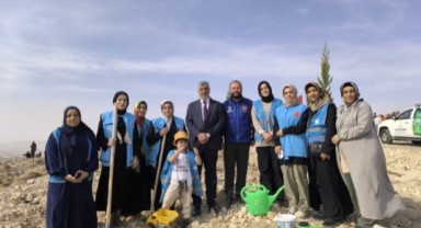 Şanlıurfa’da Ağaç Dikme Etkinliğiyle Çevre Bilinci Artıyor!