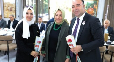 Şanlıurfa Karaköprü Belediye Başkanı Nihat Çiftçi, Öğretmenlerle Bir Araya Geldi!
