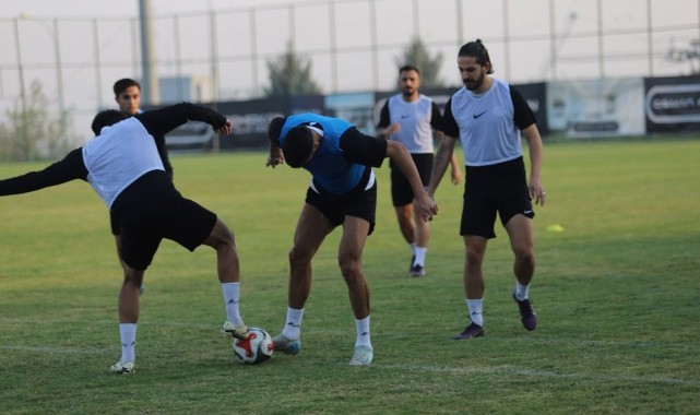 Şanlıurfaspor, Batman Petrolspor Maçı Hazırlıklarını Sürdürüyor!