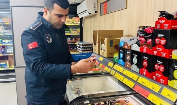 Eyyübiye Zabıtasından Marketlere Geniş Kapsamlı Denetim!