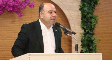 Karaköprü’de Örnek Esnafa Sektörel Başarı Belgesi!