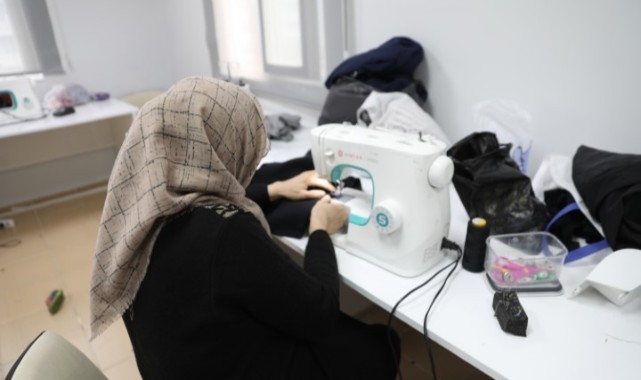 Şanlıurfa'da Kadınlar Kurslarla Hem Üretiyor Hem Gelir Sağlıyor!