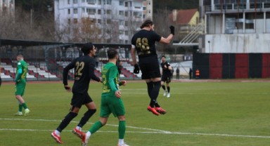 Şanlıurfaspor, Kastamonuspor’u Deplasmanda 4-2 Mağlup Etti