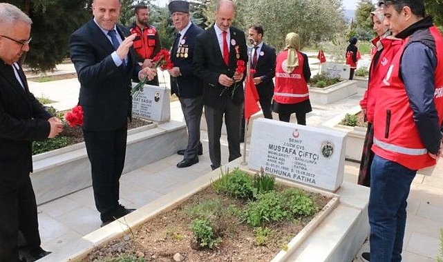 Şanlıurfa’da Şehitlikte Bakım Ve Temizlik Seferberliği