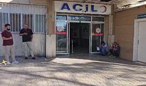 Haliliye’de Sokak Ortasında Tekmeli Yumruklu Kavga