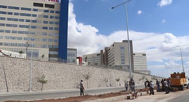 Şanlıurfa’da Şehir Hastanesi’ne Ulaşımı Kolaylaştıracak Bulvar Tamamlanıyor
