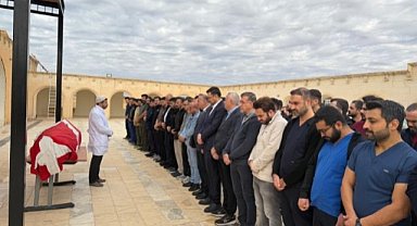 Harran Üniversitesi Hastanesi’nden Doç. Dr. Mehmet Kenan Erol’a Veda