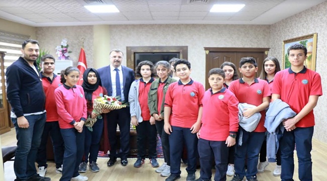 Öğrenciler Urfa Adliyesini Ziyaret Etti