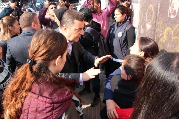 SURUÇ BELEDİYESİ'NDE GERGİNLİK